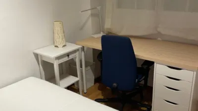 Habitación en alquiler en Calle de Simón Bolívar, Núcleo Urbano (Villanueva de la Cañada) de 600 €<span>/mes</span>