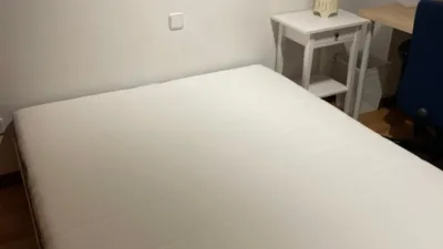 Habitación en alquiler en Calle de Simón Bolívar, Núcleo Urbano (Villanueva de la Cañada) de 600 €<span>/mes</span>