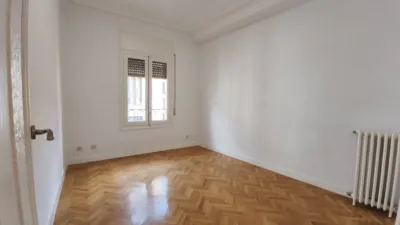 Apartment on Calle del Divino Pastor photo 14