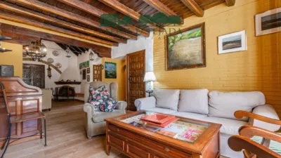Casa en venta en Calle de los Hermanos Machado, Olivares de 350.000 €
