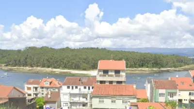 Casa en venta en Calle de la Rosa, Carril (Casco Urbano). Municipio de Vilagarcía de Arousa de 250.000 €