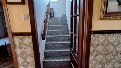 Casa en venta en Calle de la Rosa, Carril (Casco Urbano). Municipio de Vilagarcía de Arousa de 250.000 €