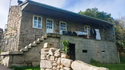 Casa en venta en Calle Calvelle, Aguasantas (Cerdedo-Cotobade) de 80.000 €