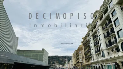 Piso en venta en Avenida de Zurriola, Gros (San Sebastián - Donostia) de 850.000 €