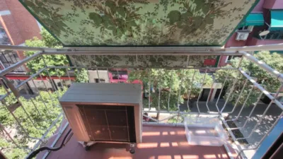 Piso en venta en Calle de la Laguna, 40, cerca de Calle de Casimiro Escudero, Vista Alegre (Distrito Carabanchel. Madrid Capital) de 199.000 €