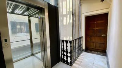 Piso en alquiler en Calle San Bartolome, Cort (Distrito Centre. Palma de Mallorca) de 2.050 €<span>/mes</span>