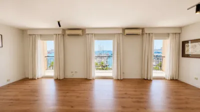 Apartment on Avinguda de Gabriel Roca photo 3