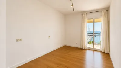 Apartment on Avinguda de Gabriel Roca photo 14