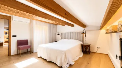 Penthouse on Carrer de Sant Llorenç photo 10