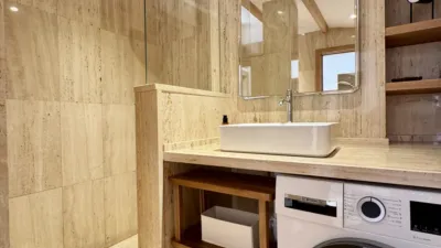 Penthouse on Carrer de Sant Llorenç photo 13