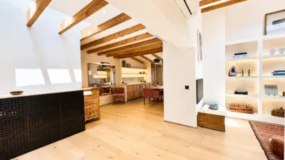 Penthouse on Carrer de Sant Llorenç photo 8
