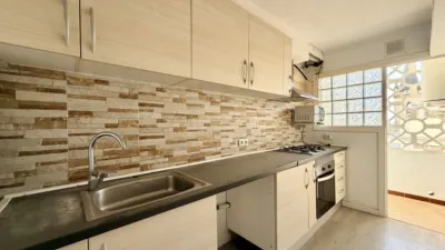 Apartment on Carrer de Colubí photo 12