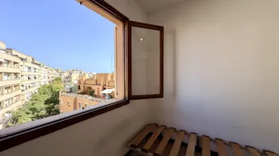 Apartment on Carrer de Colubí photo 26