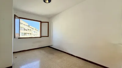 Apartment on Carrer de Colubí photo 23