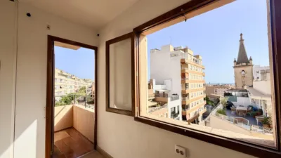 Apartment on Carrer de Colubí photo 18