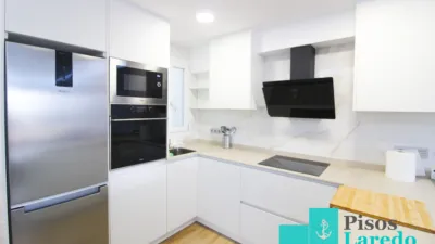 Piso en alquiler en Calle Ever, Número 1, Zona Playa (Laredo) de 5.050 €<span>/mes</span>