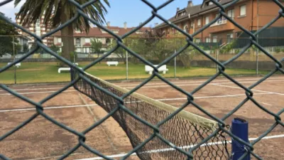 Piso en alquiler en Avenida de la Libertad, 87, cerca de Calle de la República de Cuba, Zona Playa (Laredo) de 2.850 €<span>/mes</span>
