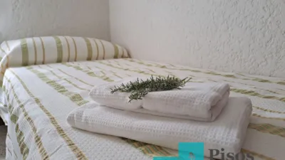 Piso en alquiler en Avenida de la Libertad, 87, cerca de Calle de la República de Cuba, Zona Playa (Laredo) de 2.850 €<span>/mes</span>
