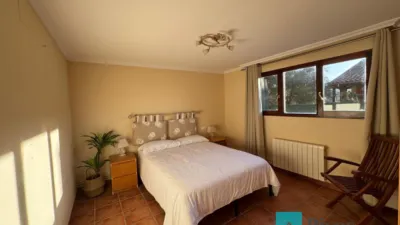 Chalet unifamiliar en alquiler en Calle de San Pedro, 1, Seña (Limpias)