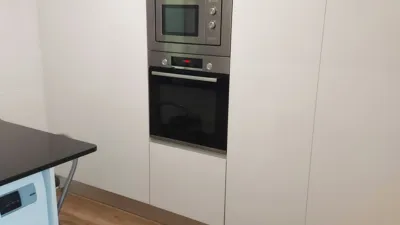 Piso en alquiler en Calle de Menéndez Pelayo, 30, Centro (Laredo)