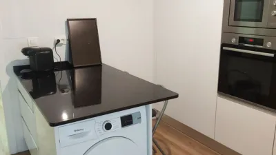 Piso en alquiler en Calle de Menéndez Pelayo, 30, Centro (Laredo)
