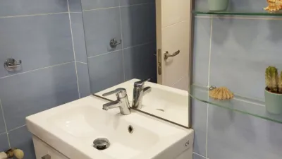 Piso en alquiler en Calle de Menéndez Pelayo, 30, Centro (Laredo)