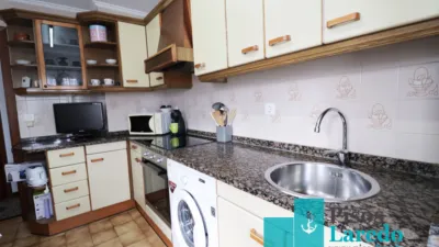 Piso en alquiler en Calle del Padre Ignacio Ellacuria, 115, Carlos V (Laredo) de 3.850 €<span>/mes</span>