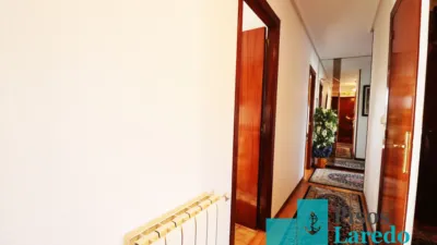 Piso en alquiler en Calle del Padre Ignacio Ellacuria, 115, Carlos V (Laredo) de 3.850 €<span>/mes</span>