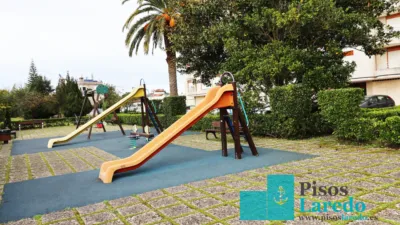Piso en alquiler en Calle del Padre Ignacio Ellacuria, 115, Carlos V (Laredo) de 3.850 €<span>/mes</span>