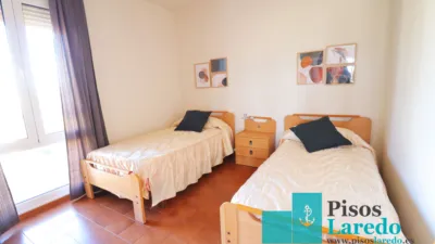 Piso en alquiler en Avenida de Francia, 61, cerca de Calle de la República de Ecuador, Zona Playa (Laredo) de 3.450 €<span>/mes</span>