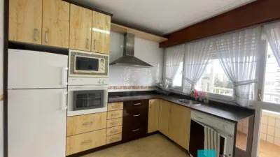 Piso en alquiler en Avenida de Francia, cerca de Avenida de la Victoria, Zona Playa (Laredo) de 2.550 €<span>/mes</span>