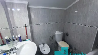 Apartment on Oriñón Street photo 5