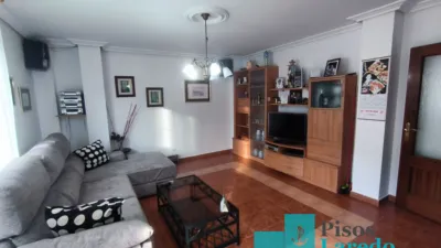 Apartment on Oriñón Street photo 2