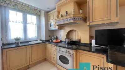 Chalet en venta en Avenida de los Derechos Humanos, 1, Zona Playa (Laredo) de 610.000 €