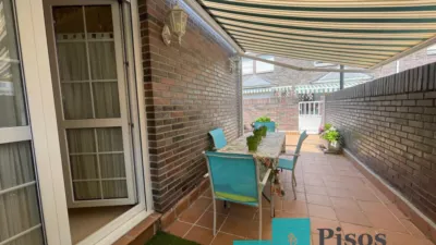 Chalet en venta en Avenida de los Derechos Humanos, 1, Zona Playa (Laredo) de 610.000 €