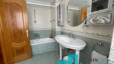 Chalet en venta en Avenida de los Derechos Humanos, 1, Zona Playa (Laredo) de 610.000 €