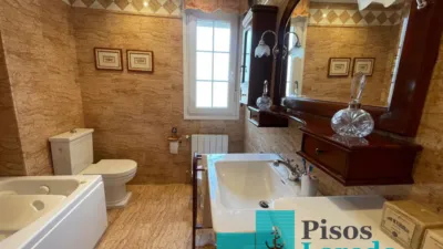 Chalet en venta en Avenida de los Derechos Humanos, 1, Zona Playa (Laredo) de 610.000 €
