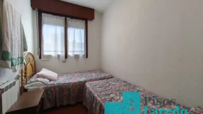 Piso en venta en Avenida de Francia, cerca de Calle de la República de Bolivia, Zona Playa (Laredo) de 490.000 €