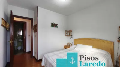 Piso en venta en Avenida de Francia, cerca de Calle de la República de Bolivia, Zona Playa (Laredo) de 490.000 €