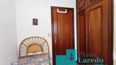 Piso en venta en Avenida de Francia, cerca de Calle de la República de Bolivia, Zona Playa (Laredo) de 490.000 €
