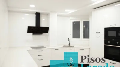 Piso en venta en Calle del Marqués de Comillas, 12, Centro (Laredo) de 439.000 €