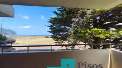 Piso en venta en Avenida de Francia, 80, cerca de Calle de la República de Méjico, El Puntal (Laredo) de 450.000 €