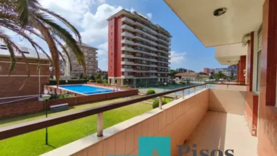 Piso en venta en Avenida de Francia, 80, cerca de Calle de la República de Méjico, El Puntal (Laredo) de 450.000 €