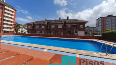 Piso en venta en Avenida de Francia, 80, cerca de Calle de la República de Méjico, El Puntal (Laredo) de 450.000 €