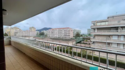 Piso en venta en Avenida de Francia, 55, cerca de Avenida de la Victoria, Zona Playa (Laredo) de 469.000 €
