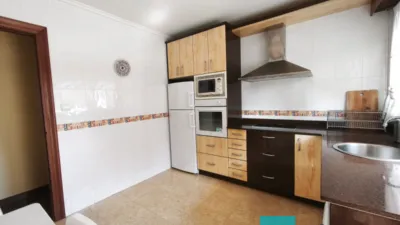Piso en venta en Avenida de Francia, 55, cerca de Avenida de la Victoria, Zona Playa (Laredo) de 469.000 €