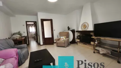 Semi-detached chalet on Avenida de la Libertad photo 6