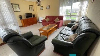 Piso en alquiler en Calle Zona Carlos V, Número 1, Carlos V (Laredo) de 1.750 €<span>/mes</span>