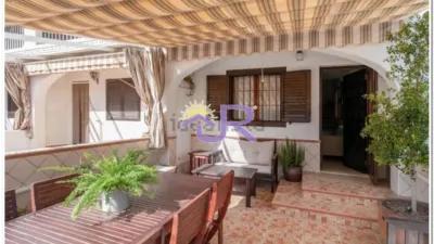 House on Calle Carrafat photo 4
