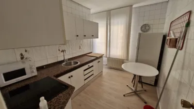 Piso en alquiler en Avenida de España, Centro (Logroño) de 800 €<span>/mes</span>